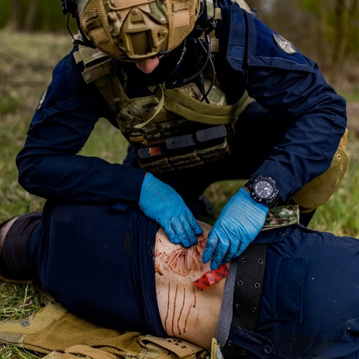 Parche torácico oclusivo Rhino Rescue Chest Seal